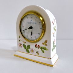 WEDGWOOD SARAH 置時計 ボーンチャイナ - メルカリ