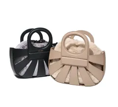 VIOLAd'ORO ヴィオラドーロ ファートートバッグ  V-8543