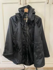 ルルレモン ポンチョ (マント)