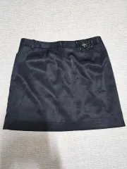 KIRARA ストレッチ 十字架 POINT ブラック スカート 55 状態