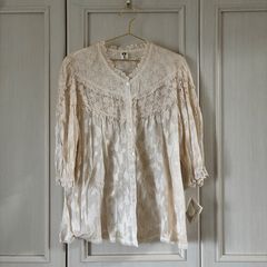 アキアカネの花柄フリルエプロン、割烹着 - メルカリ