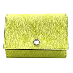 LOUIS VUITTON 日本限定 極美品 ルイヴィトン 25SS ヴィクター ウォレット タイガラマ レモン 三つ折り財布 M14129 PVC レザー RFID確認済 イエロー コンパクト モノグラム ヴィトン LV Aランク 中古 鑑定済 ヴィトン財布