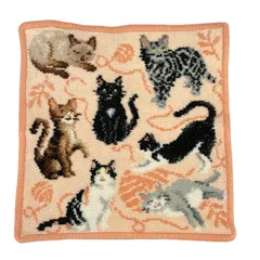 FEILER(フェイラー) 小物美品  - オレンジ×黒×マルチ ハンドタオル/ネコ