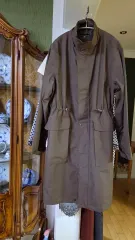 春のコート (ウィンドブレーカー)