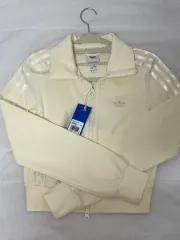 アディダス クロップド ジップアップ XS (新品)