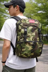 マンハッタンポーテージ Manhattan Portage MP2123 ハイカー バックパック リュック 迷彩 カモフラージュ メンズ レディース 大容量 ナイロン 通勤 通学 アウトドア 旅行 デイパック 人気ブランド 丈夫 軽量 カジュアル ユニセックスのサムネイル