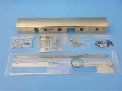JR東日本E233系中央線中間2両車体キット※欠品あり - メルカリ