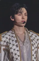 【中古】コレクションカード(男性) SEVENTEEN/VERNON(バーノン)/ライブフォト・裏面オレンジ/DVD「SEVENTEEN WORLD TOUR [BE THE SUN] JAPAN」フォトカード