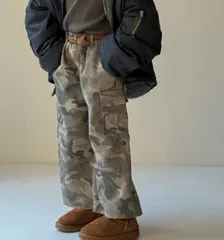 海外子供服　ズボン　パンツ　長ズボン　迷彩柄　裏起毛