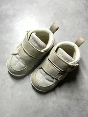 アシックス スクスク ベビーシューズ 12.5cm 1144A222 ベージュ スニーカー ハイカット 両開き ベルト 靴 赤ちゃん ベビー 散歩 外遊び 履かせやすい 定番 人気モデル SUKU2 GD.RUNNER BABY MS MID asics