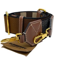BURBERRY チェック柄 首輪 青 箱付 イギリスで購入 新品 試着のみ