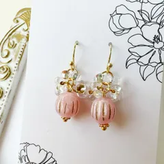 チェコビーズの可愛いピアスD136