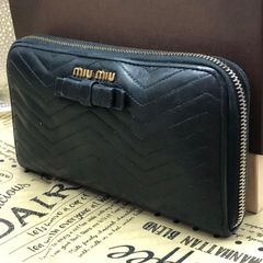miu miu エナメル キルティング 長財布 ブラック - メルカリ