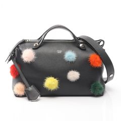 FENDI ミンクファー ショートブーツ 38.5 レザー 箱付 - メルカリ