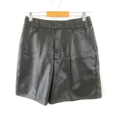 ジーユー GU ショートパンツ フェイクレザー 黒 L *T929