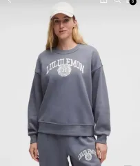 ルルレモン 起毛 スウェット