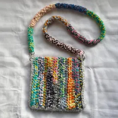 ミニショルダーバッグ マルチカラー 編み物 ハンドメイド