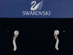 SWAROVSKI スワロフスキー クリスタル ドロップ ピアス K164/6 - メルカリ