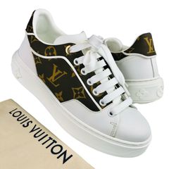 現行・極美品✨ルイヴィトン スニーカー タイムアウト エンボス