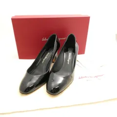 美品 Salvatore Ferragamo フェラガモ パンプス 7.5 ラウンドトゥ エナメル レディース AN2805 