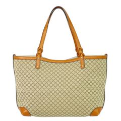 22997✨モワナ トートバック MM ホワイト Oh tote 総柄 - メルカリ