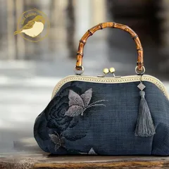 SALE! がま口バッグ 大島紬 シルク100％で軽い 和服も洋服も合わせて |Oshima Tsumugi Silk Kimono Bag / Strawberry Thief Inspired / Japanese Clasp Handbag