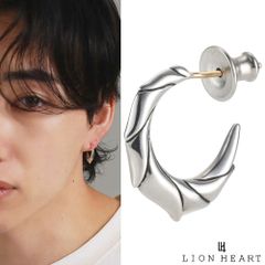 Velvet Lounge ピアス 片耳用 亀梨和也さん着用 - メルカリ