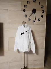 m NIKE レディース ウィンドブレーカー ジャケット ランニング