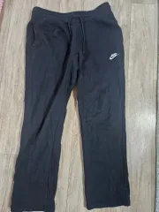 ナイキ ブラック トレーナー ズボン