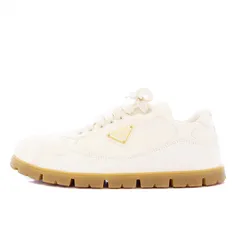 プラダ PRADA ロートップスニーカー レザー 三角プレート 39 アイボリー 1E709N /KH