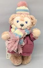 東京ディズニーリゾート ぬいぐるみバッジ シェリーメイ(ピンクコート/マフラー&ニット帽)/ハロー・フロム・ケープコッド 第五弾 第5弾