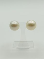 マベ真珠パールピアス 16×12mm ホワイトカラー K14WG製 - メルカリ