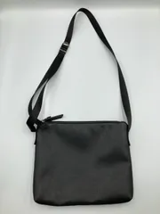 TAKEO KIKUCHI タケオキクチ ショルダーバッグ ブラック