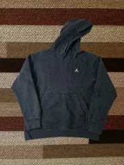 ナイキ ジョーダン エッセンシャルズ ロゴ プレーン フーディー Tシャツ スポーツウェア M 100