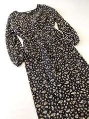 美品■earth music&ecology 1U98L0H0100  定価4999円  花柄エンパイア ワンピース sizeF/黒■◇レディース