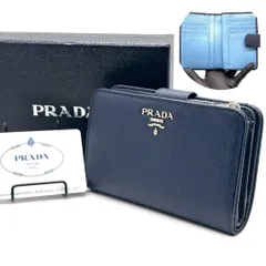 知性ネイビーの気品✨　PRADA　二つ折り財布 L字ファスナー サフィアーノレザー バイカラー コンパクトウォレット 1ML225　ネイビー ブルー