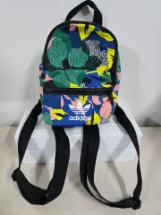 アディダス フラワー パータン ミニ バックパック