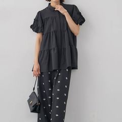 ちい様専用 ブルーフリルブラウス＆花柄刺繍ブラックパンツ4/6 8:00 