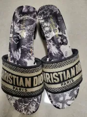 ファー スリッパ