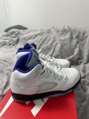 ナイキ エア ジョーダン 5 白/PURPLE スニーカー 240mm