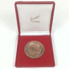 希少黒箱】1972年札幌オリンピック メダル 岡本太郎 - メルカリ