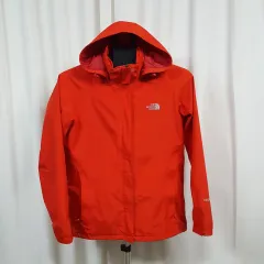 ザノースフェイス レディース GORE-TEX ウィンドブレーカー フード取り外し レッド 100 オススメ
