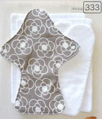 【333】布ナプキン　防水ホルダーとライナー４枚＋おまかせ柄一体型防水有り５層19cm１枚