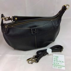 美品✨土屋鞄 プリソワ ショルダーバッグ レザー ブラック 多収納 