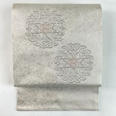 6k743 袋帯 絹 唐織 正倉院文様 華文 銀色 白 花柄 和装 着物 - メルカリ