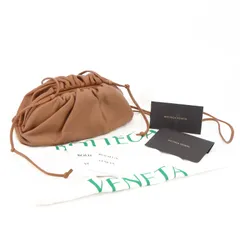 【お値下げ・美品】BOTTEGA VENETA ミニ ポーチ キャメル Bottega Veneta Butter Calfskin The Mini Pouch Camel 1781715
