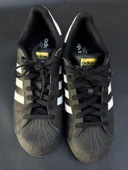 美品 アディダス スーパースター 黒 eg4959 26.5cm