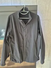 ルルレモン ウィンドブレーカー 윈드ブレーキ