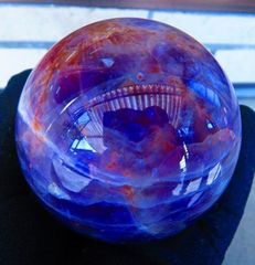 宇宙の銀河をモチーフにしたオブジェ 惑星 ガラスのアーティスト