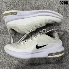 ナイキ エアマックス AXIS 白 スニーカー